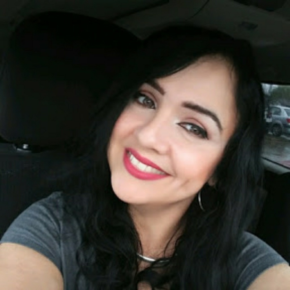 Meet your Posher, Deirdre